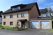 Doppelgarage für 3 Pkws u. Motorräder - Mehrfamilienhaus, Wohnhaus mit 264,00 m&sup2; in Büren / Siddinghausen zum Kaufen