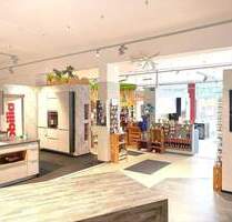 Vielseitige Immobilie - nutzbar für Gewerbe Büro Praxis - Ausstellung mit Wohnung in zentraler Lage - Oberasbach Altenberg