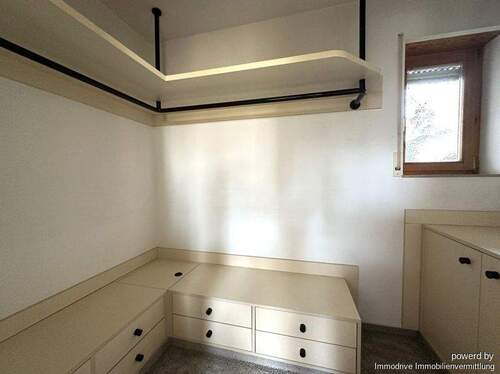 Garderobe - 