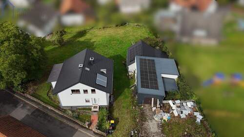 Außenansicht - 5 Zimmer Mehrfamilienhaus, Wohnhaus zum Kaufen in Kalbach