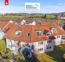 Vermietete, helle 2-Zimmer-Dachgeschoss-Wohnung mit Loggia und TG-Stellplatz - Owingen