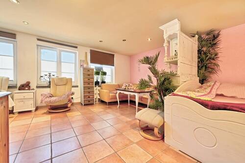 Wohnzimmer im EG - 