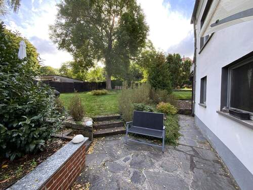 Zugang Garten - Einfamilienhaus mit 150,00 m² in Sondershausen zum Kaufen