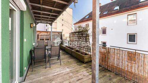 Dachterrasse 1 - 3 Zimmer Etagenwohnung zum Kaufen in Augsburg
