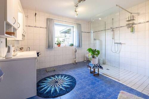 Bad Bungalow - 