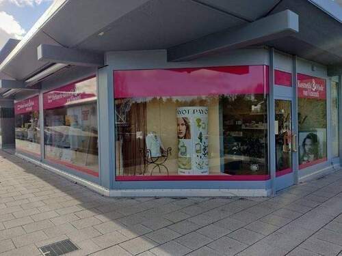 Außenansicht 1 - Kosmetikstudio mit festen Kundenstamm langfristig zu vermieten in gepflegtem Gewerbekomplex