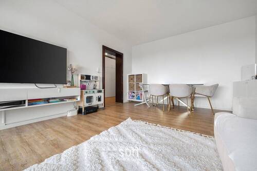 WOHNZIMMER - 