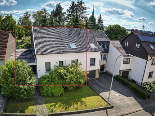 Front - 6 Zimmer Doppelhaushälfte zum Kaufen in Püttlingen