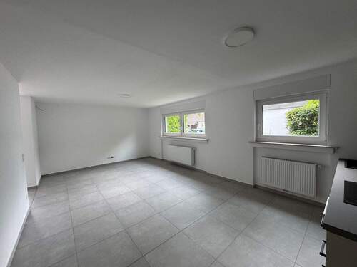 Wohn- Essbereich - 2 Zimmer Etagenwohnung zur Miete in Bitburg