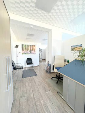 Eingangsbereich II - 5 Zimmer Büro zur Miete in Baldham