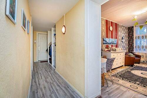 Flur - 3 Zimmer Etagenwohnung zum Kaufen in Berlin