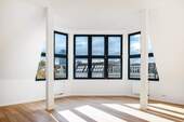 Wohnzimmer - Licht und Luxus - Exklusives Penthouse mit Blick über Friedrichshain