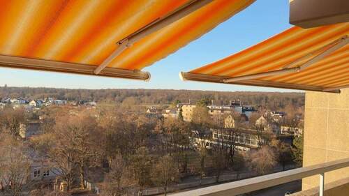 Panorama mit Markise - 3 Zimmer Etagenwohnung in Göppingen