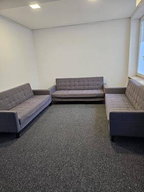 Bereich Hauptraum vorne ohne Sitzmöbel - 1 Zimmer Büro in Düsseldorf