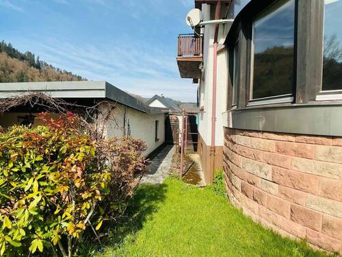 Zugang zu den Garagen - 