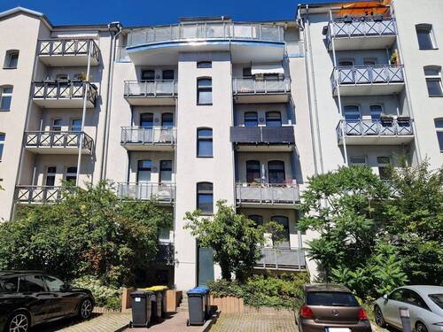 Hinteransicht - Mehrfamilienhaus, Wohnhaus in Halle (Saale) zum Kaufen