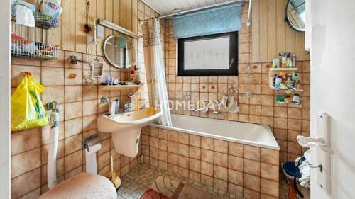 1. OG Badezimmer 1 - 