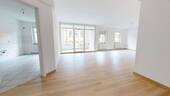 Eingangsbereich - 4 Zimmer Etagenwohnung zur Miete in Seelbach