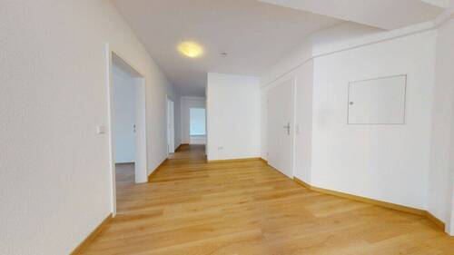 Flur - 4 Zimmer Etagenwohnung in Seelbach