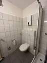 Hänge-WC und Durchlauferhitzer - 