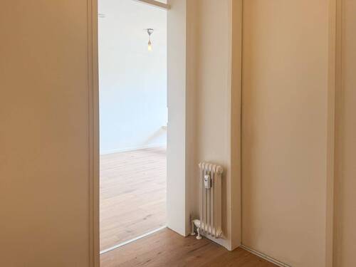 Diele - 1 Zimmer Etagenwohnung zum Kaufen in München