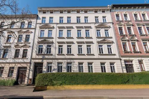 Gebäudeansicht - KLASSICHER GRUNDRISS IN GEFRAGTER WOHNLAGE 