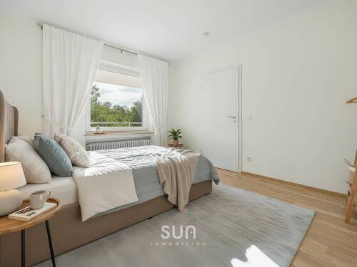 LICHTDURCHFLUTETES SCHLAFZIMMER - Etagenwohnung mit 81,00 m² in Wiesbaden zum Kaufen