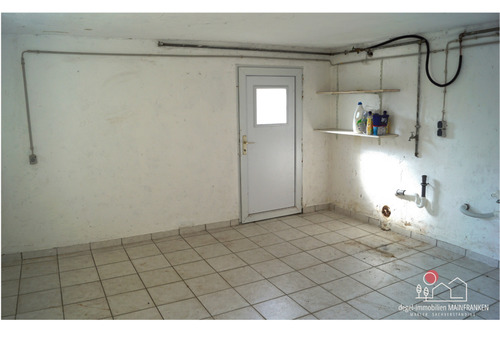 Keller mit Außentreppe - 