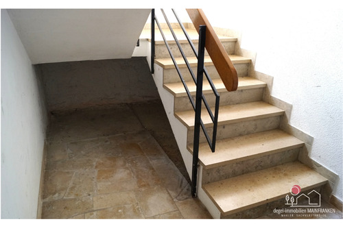 außengelagertes Treppenhaus - 