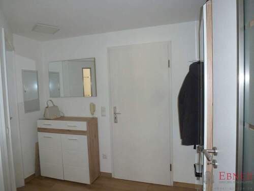 Eingangsbereich Wohnung - 