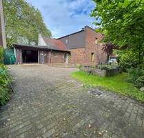 Sanierungsbedürftiges Wohnhaus mit historischem Charakter... - Oberhausen Sterkrade-Mitte