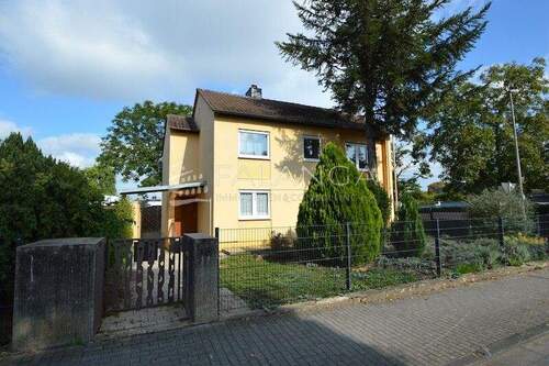 Hausansicht - 4 Zimmer Einfamilienhaus zur Miete in Mainz / Weisenau