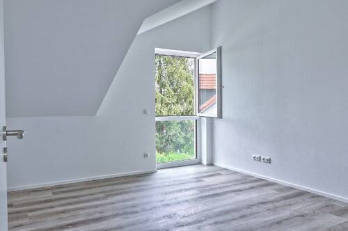 Schlafzimmer - 2 Zimmer Etagenwohnung in Gilching