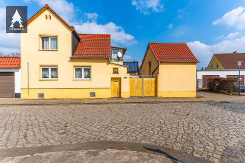 Haus - 4 Zimmer Einfamilienhaus in Hoym