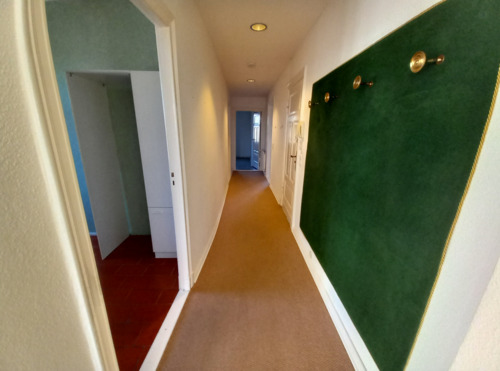 Flur mit Garderobe - 
