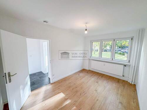 3 - Wohlfühlzuhause Sanierte 2 Zimmer Wohnung mit Balkon