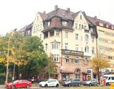 Hausansicht - Wunderschöne 3-Zimmer-Altbau-Wohnung mit Balkon im Nürnberger Stadtteil Maximilian