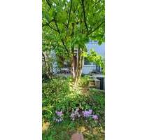 Charmantes Reihenmittelhaus mit Garten -ruhig wohnen am Waldrand-Potenzial für die ganze Familie - Fürth Oberfürberg