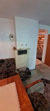 Kachelofen im Wz. - 6 Zimmer Reihenmittelhaus zum Kaufen in Fürth