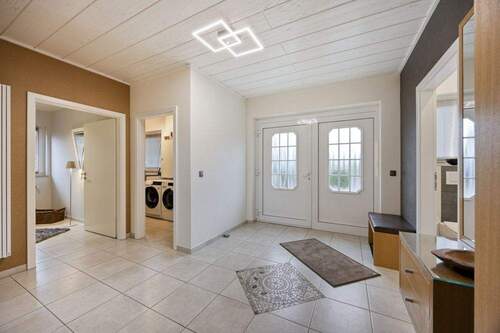 Blick zur Haustür - 