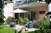 Sonnige Terrasse! - Modern und komfortabel – mit großem Gartenparadies!