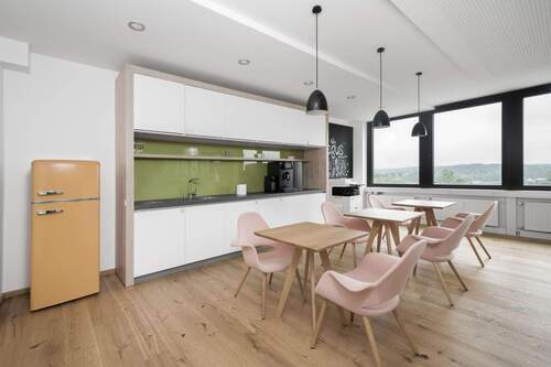 Property Image 5 - 