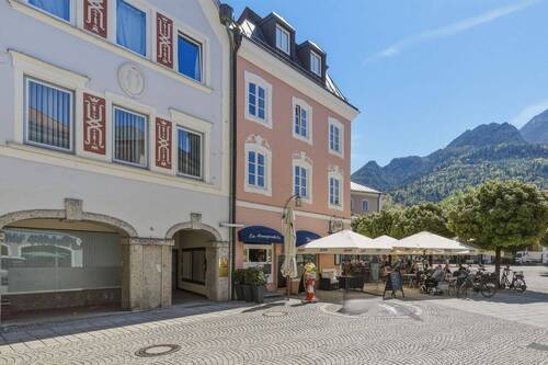 Rathausplatz - Gewerbeobjekt (Büro, Produktion, Verkauf) zum Kaufen in Bad Reichenhall