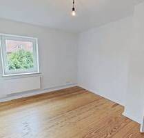 Große 3-Zimmer-Wohnung mit viel Lichteinfall und modernem Bad - Rendsburg