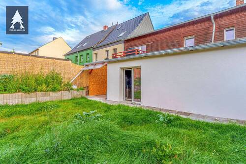 Garten - 9 Zimmer Mehrfamilienhaus, Wohnhaus zum Kaufen in Aschersleben