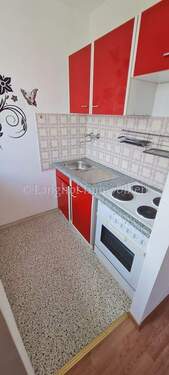 Küche mit EBK - Etagenwohnung mit 36,00 m² in Fürth zum Kaufen