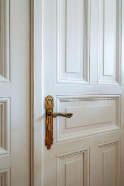 Detailansicht Türbeschlag - 3 Zimmer Etagenwohnung in Berlin