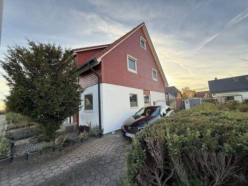 Seitenansicht - 5 Zimmer Doppelhaushälfte in Zahna-Elster