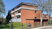 2 Die Hausansicht_1_DG Wohnung im Penthouse-Stil.j - 2 Zimmer Terrassenwohnung zum Kaufen in Winsen (Luhe)