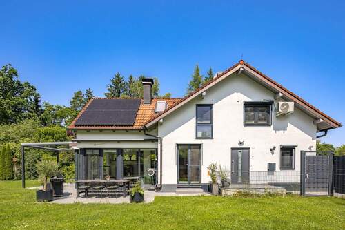 Gartenansicht - 4 Zimmer Etagenwohnung in Seeshaupt